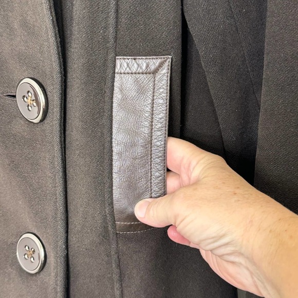 Mackage‎ wool/cashmere coat leather trim - Picture 4 of 16